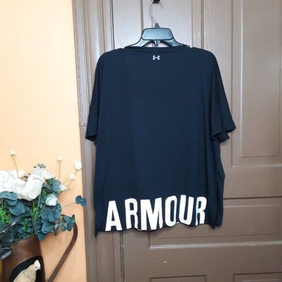 Under Armour Heatgear Women Black Short Sleeve Top Shirt size XL - Picture 9 of 10